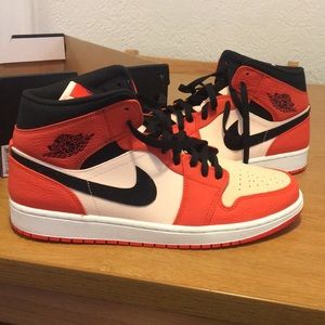 Nike Air Jordan 1 Mid